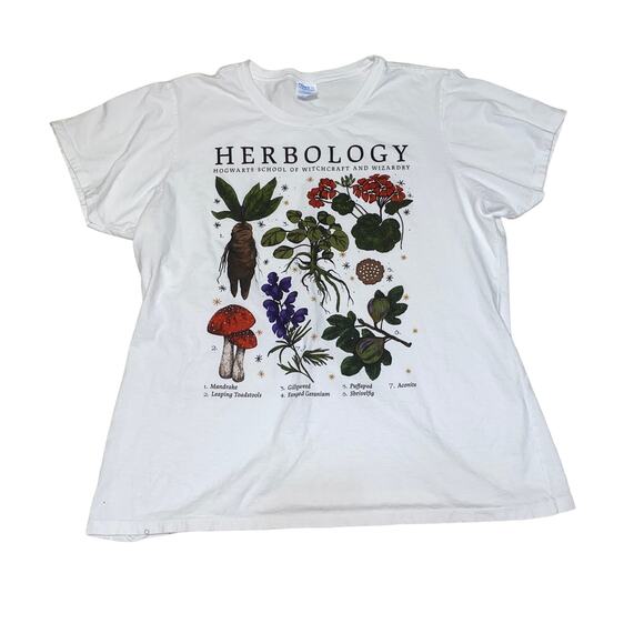 Hogwarts School of Witchcraft and Wizardry Herbology Short Sleeve T-shirt XXL - Picture 1 of 5